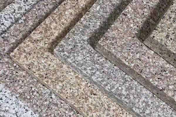 不是所有的仿石漆都叫石感漆，石感漆擁有的研發(fā)創(chuàng)新、嚴(yán)苛品控、穩(wěn)定供應(yīng)、成熟經(jīng)銷體系也是其他競(jìng)品無法比擬的。